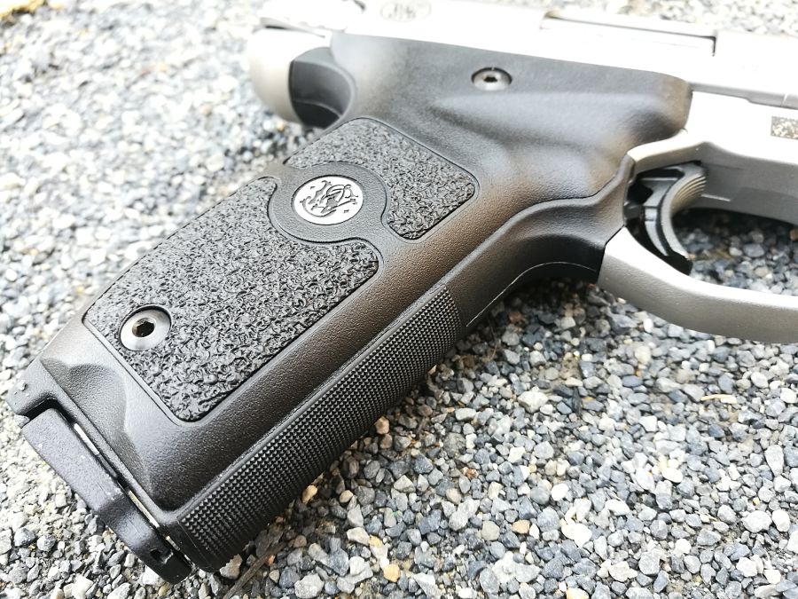 SW22 Victory Detalle Empuñadura