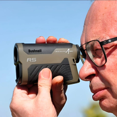𝗕𝗨𝗦𝗛𝗡𝗘𝗟𝗟 𝗥𝟱 𝟮𝟬𝟬𝟬 𝗔𝗕

El telemetro Bushnell R5 2000 ofrece un alcance máximo de 2.000 metros y una impresionante precisión de +/- 1 metro. Su funcionamiento silencioso con un solo botón garantiza un uso fácil y discreto.

#Información #info