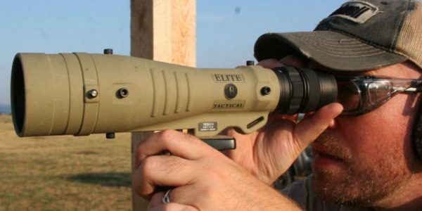 Telescopio Bushnell Elite Tactical LMSS 8-40x60. Nacido militar, pero válido para caza y tiro.